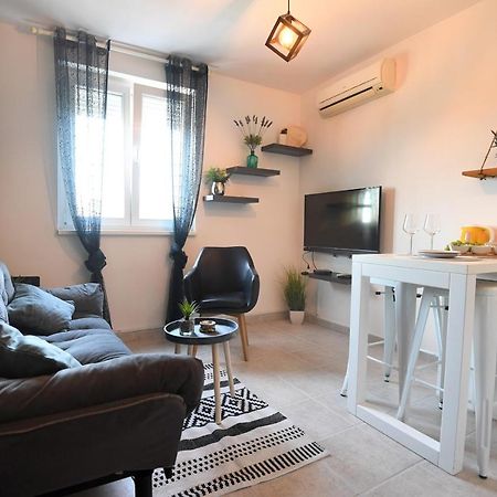 Apartment Rebeka Задар Экстерьер фото
